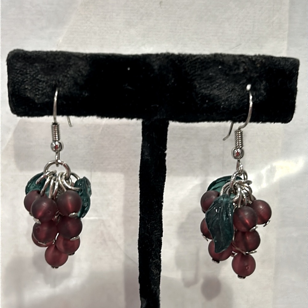 Wine Lovers Little Grape Earrings-Boutique